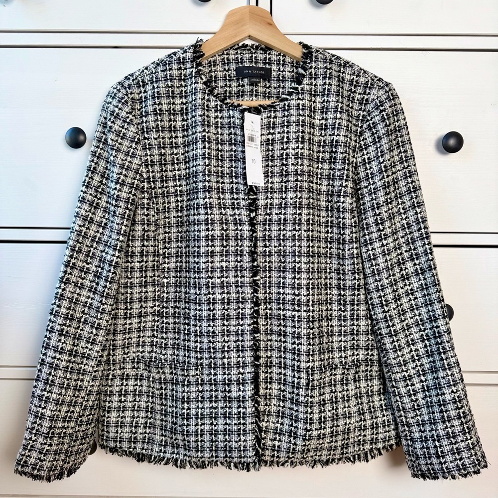 NWT ANN TAYLOR Tweed Jacket Size 10 Black White Fringe - Picture 12 of 16